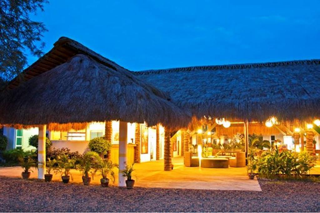 Natures Garden Park Resort And Spa Lapu-Lapu City Exteriér fotografie